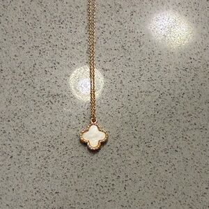 Elegant Gold and White Clover Pendant Necklace